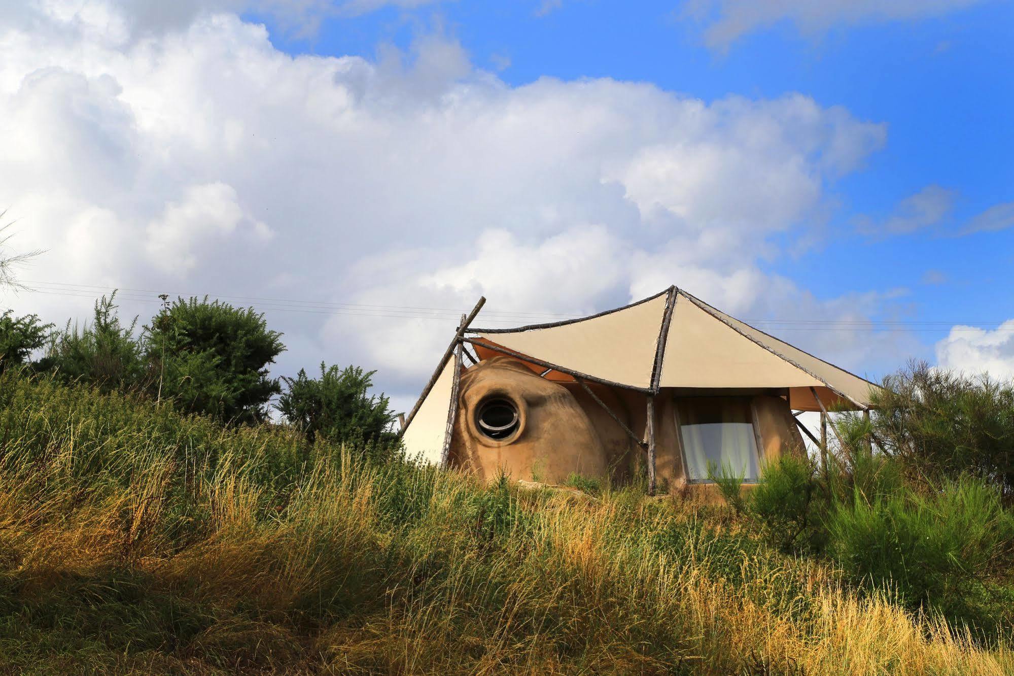 Terragora Lodges - Hebergement Atypique Les Epesses Exterior photo
