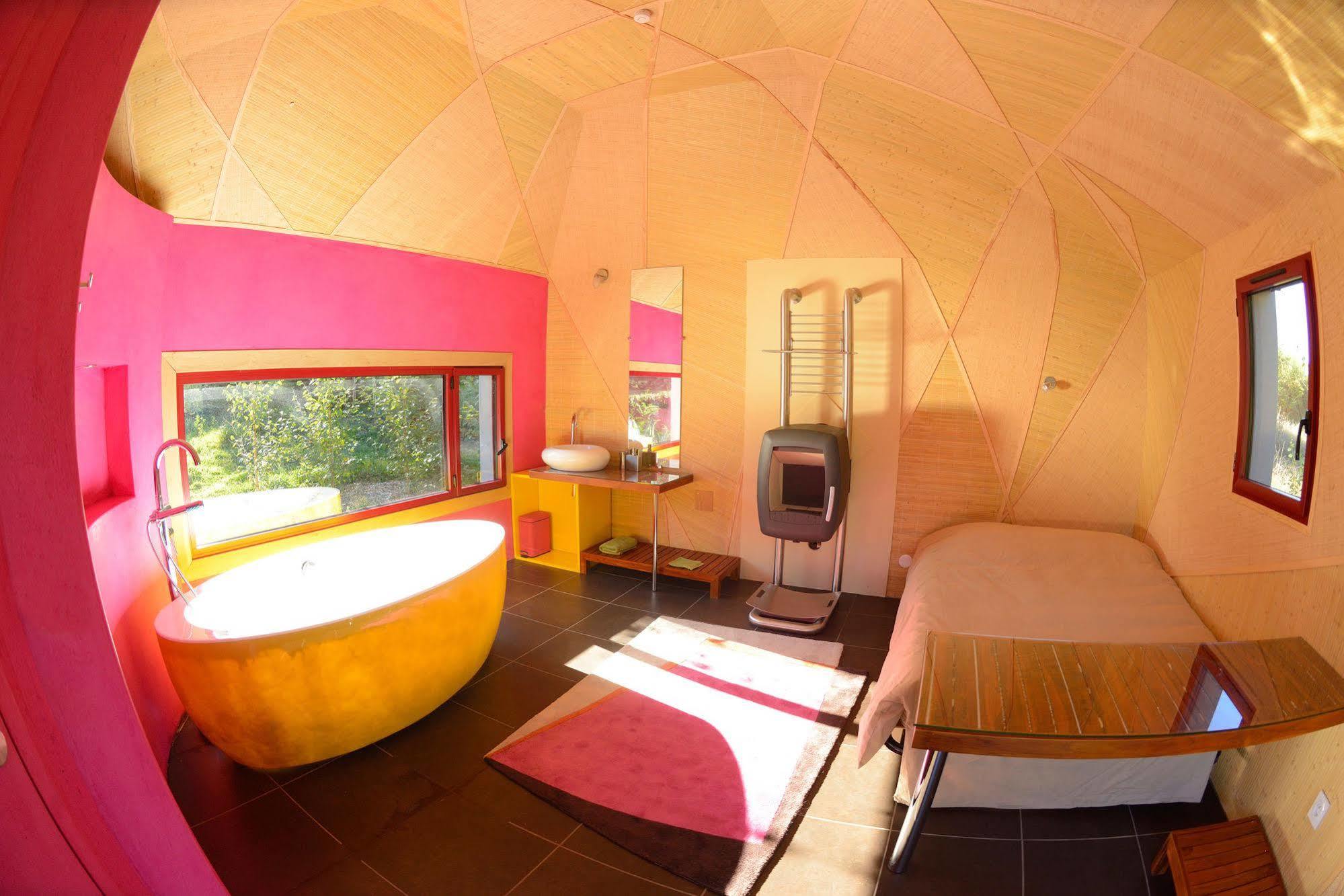 Terragora Lodges - Hebergement Atypique Les Epesses Exterior photo
